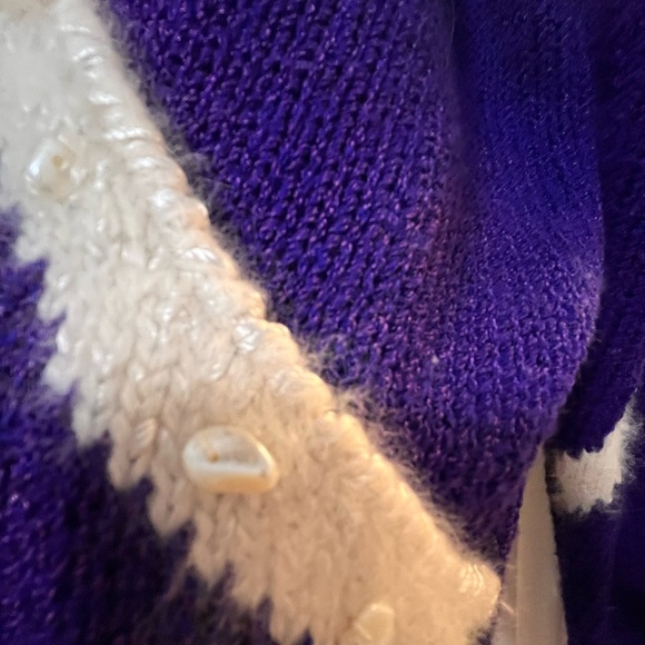 Vintage Cute Purple Sweater with White Bows - Picture 4 of 7
